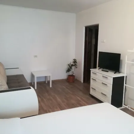 Apartment On Shugayeva 3/3